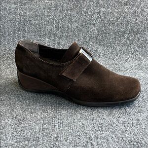 Aquatalia brown suede wedge loafer sz 9.5